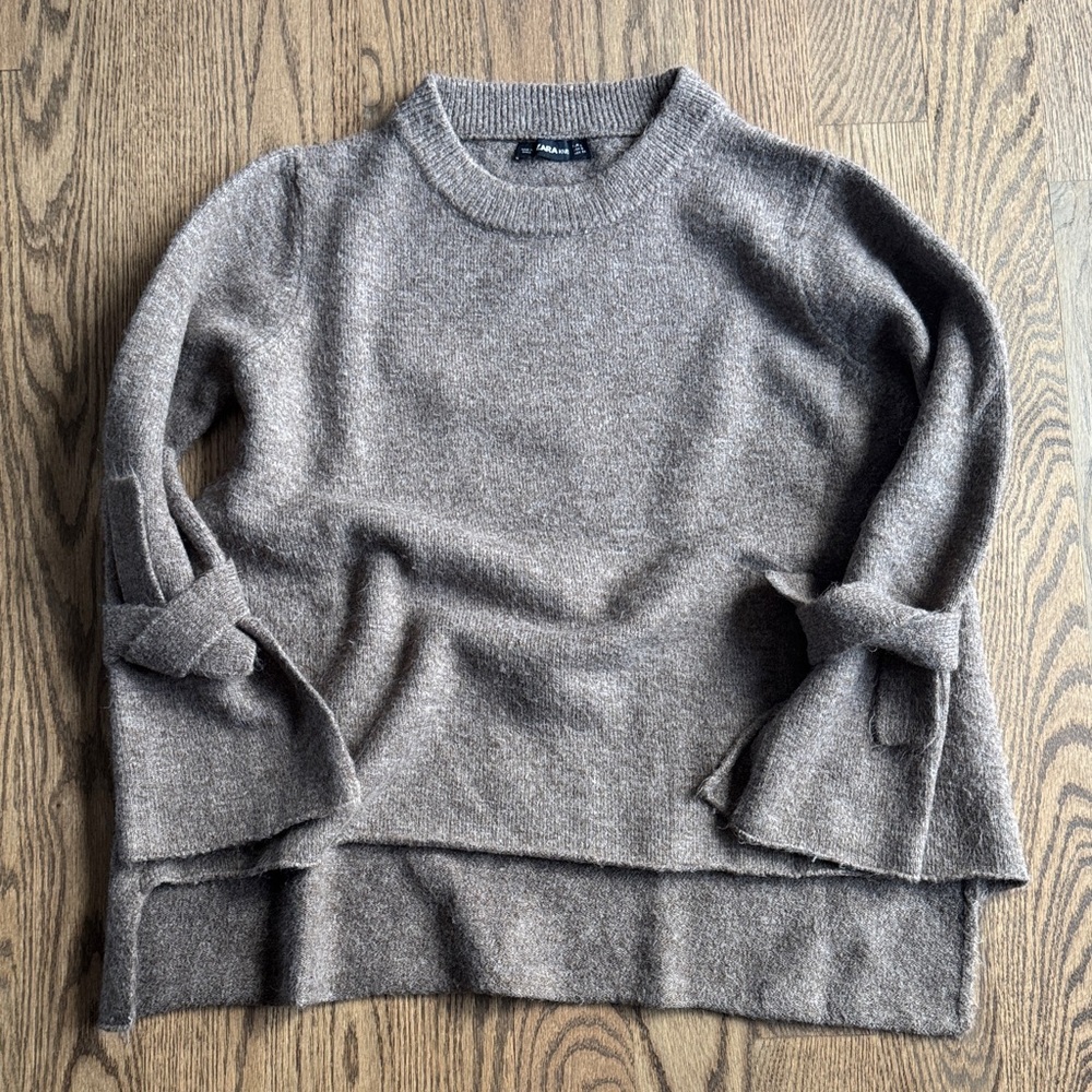 Zara Belle Sleeve Cozy Brown Sweater